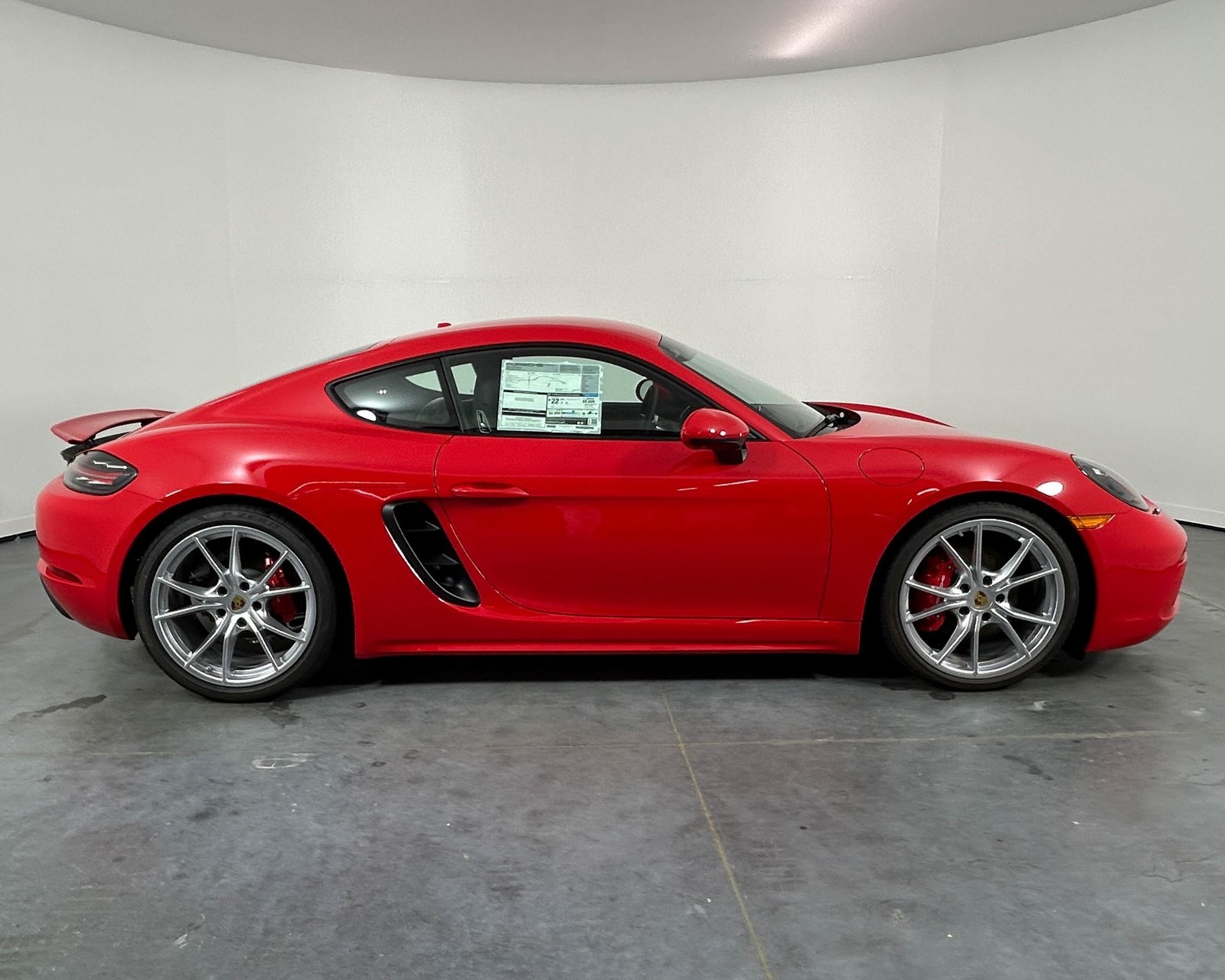 2025 Porsche Cayman S photo 8