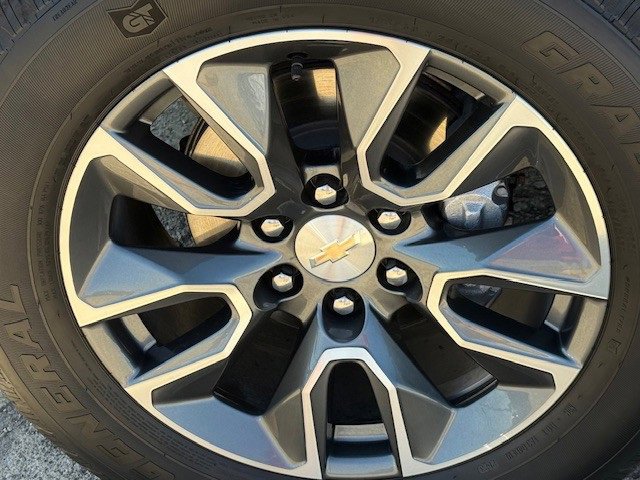 2023 Chevrolet Silverado 1500 LT photo 11
