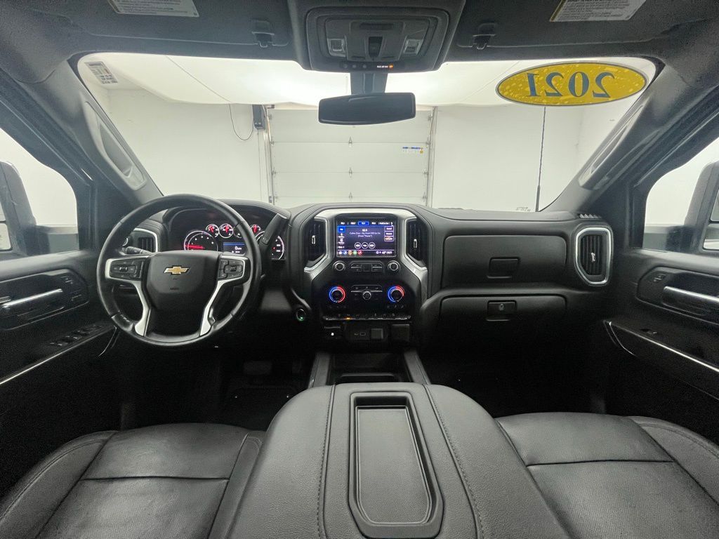 2021 Chevrolet Silverado 2500HD LTZ photo 2