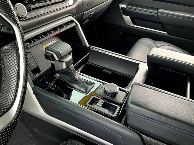 2024 Toyota Sequoia 350 F SPORT photo 19