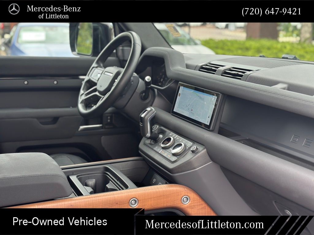 2023 Land Rover Defender 110 X-Dynamic SE photo 27