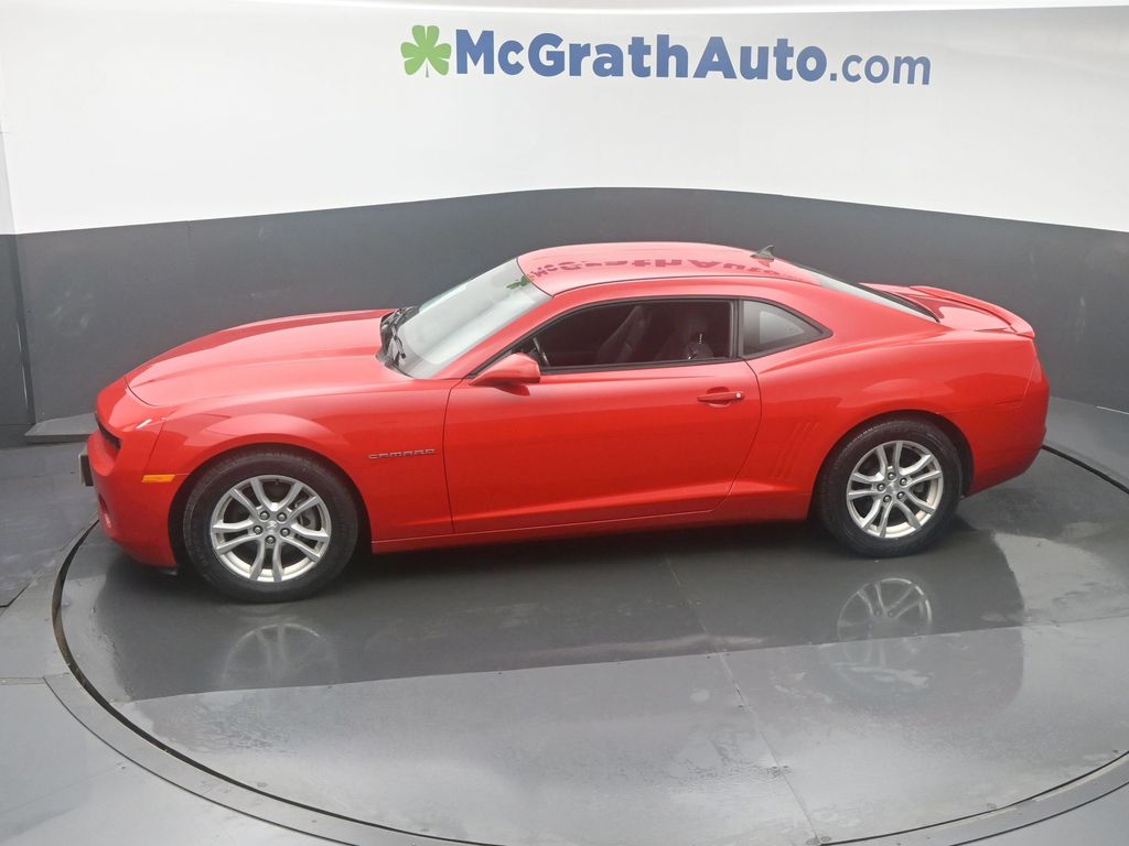 2013 Chevrolet Camaro 1LT photo 11
