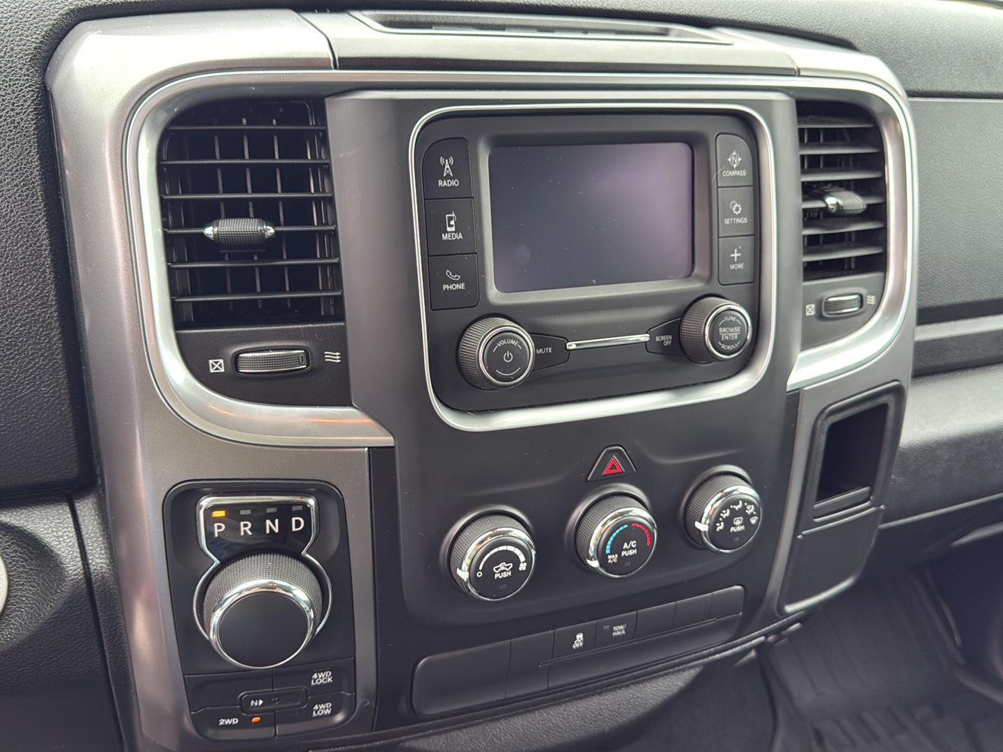 2021 Ram 1500 Classic SLT photo 6