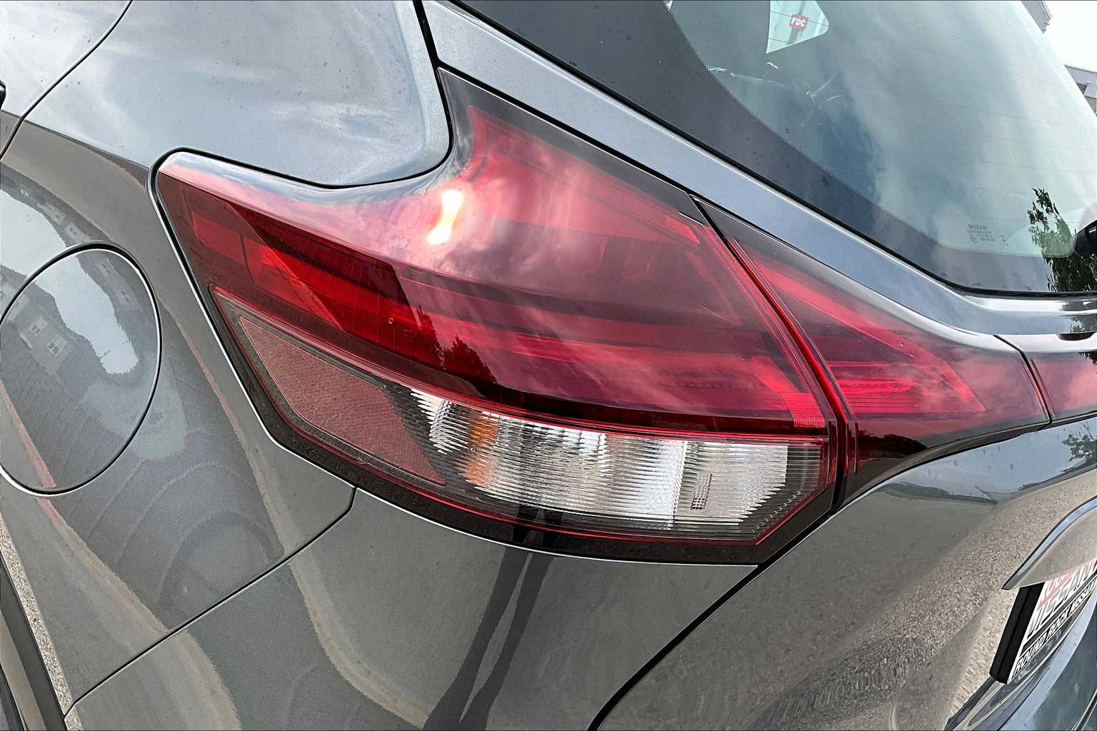 2025 Nissan Kicks Play S photo 12
