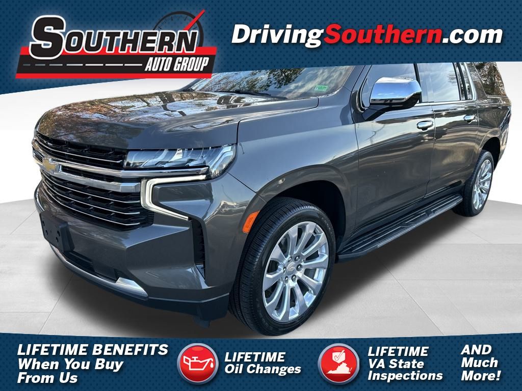 2021 Chevrolet Suburban LT's photo