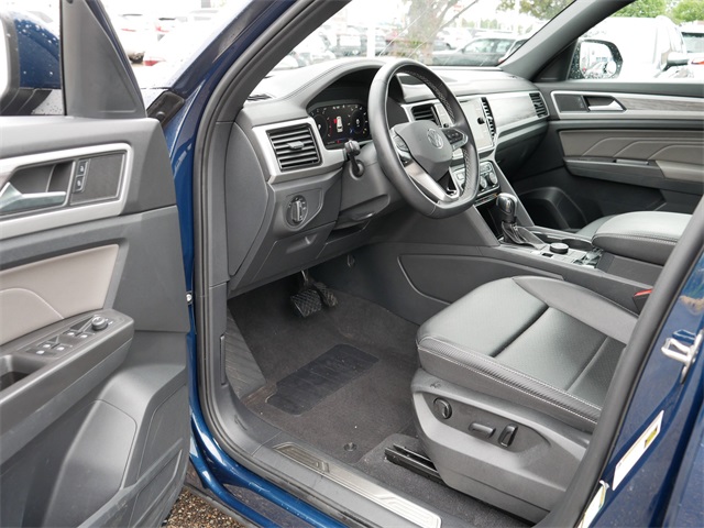2022 Volkswagen Atlas Cross Sport V6 SE Technology photo 12