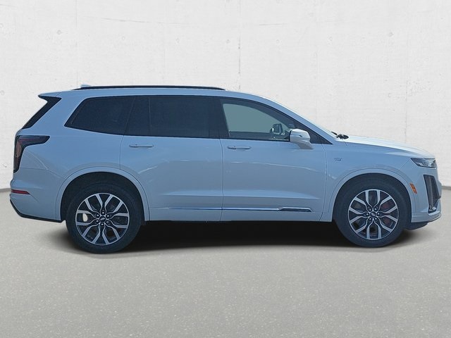 2025 Cadillac XT6 Sport photo 4
