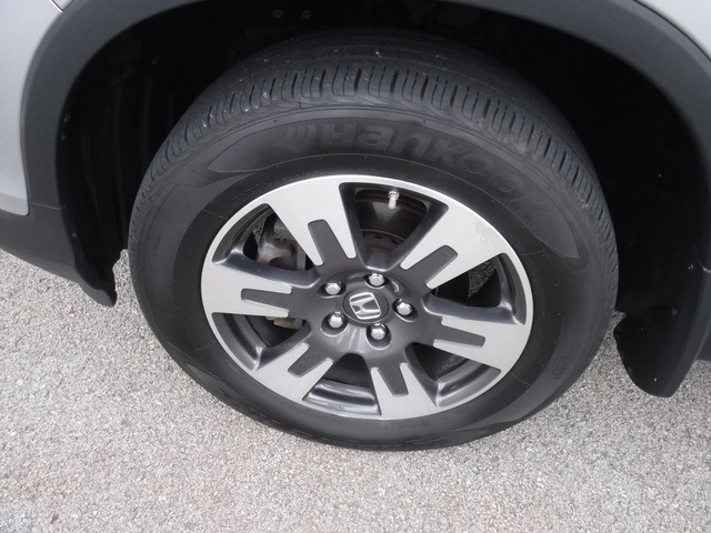 2017 Honda Ridgeline RTL-T photo 4