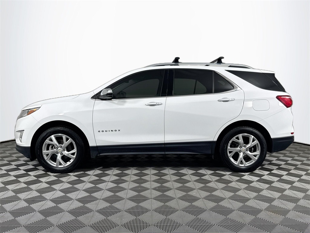 2018 Chevrolet Equinox Premier photo 2