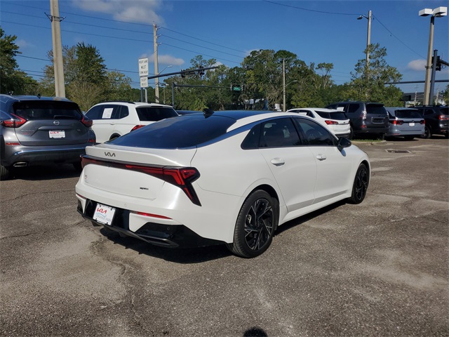 2025 Kia K5 GT-Line photo 2