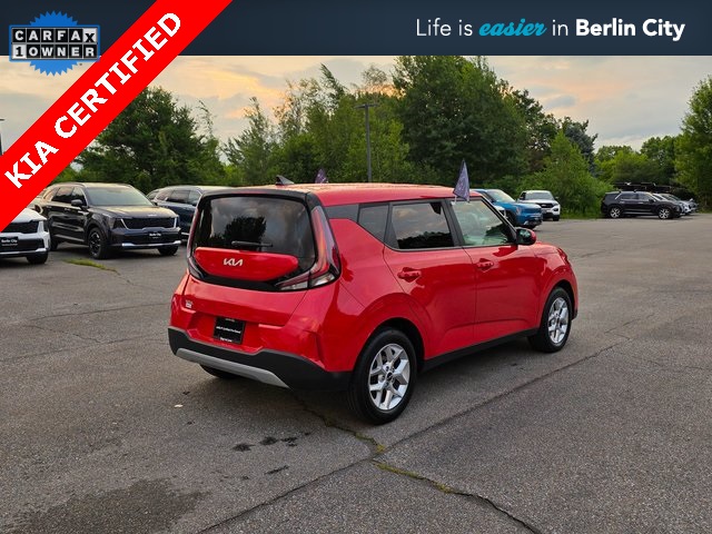 2023 Kia Soul LX photo 2