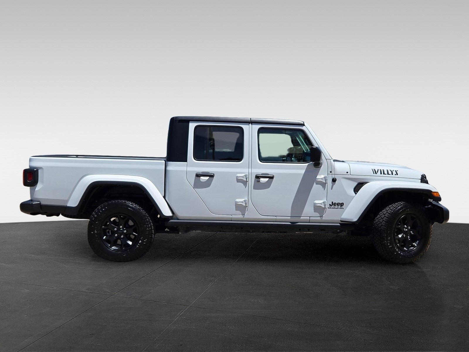 2022 Jeep Gladiator Sport photo 3