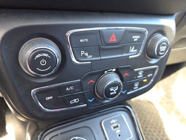 2021 Jeep Compass Limited photo 21
