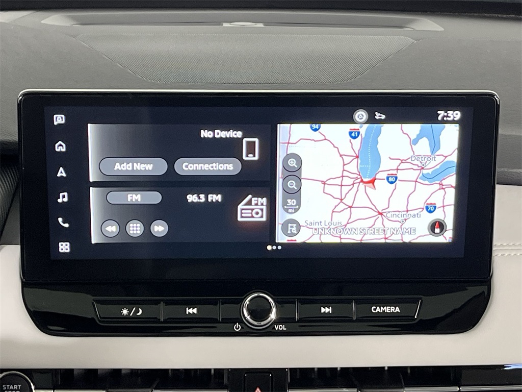 2025 Mitsubishi Outlander PHEV SEL Platinum photo 8