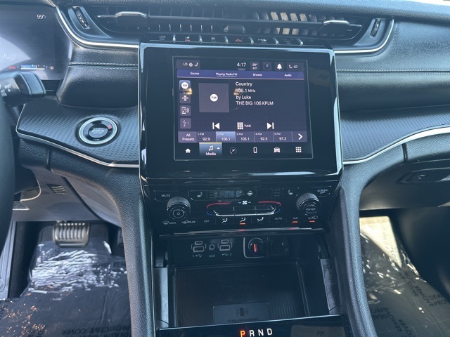2024 Jeep Grand Cherokee Altitude photo 18