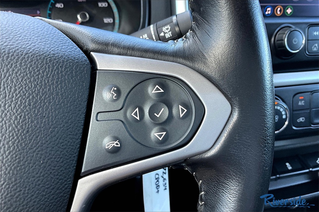 2019 Chevrolet Colorado LT photo 12
