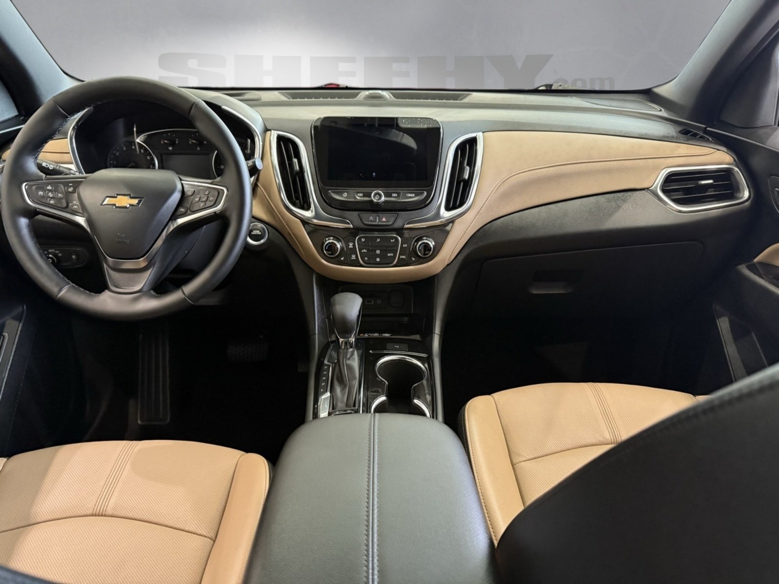 2024 Chevrolet Equinox Premier photo 3