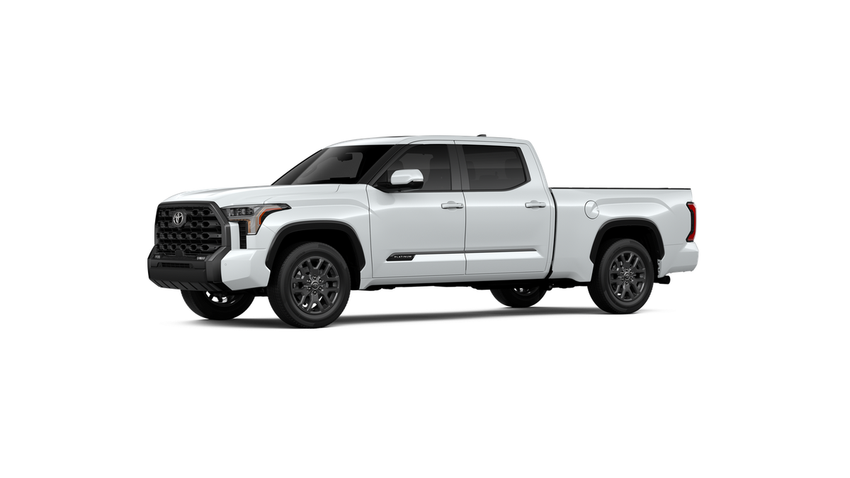 Toyota Tundra Platinum CrewMax photo 2