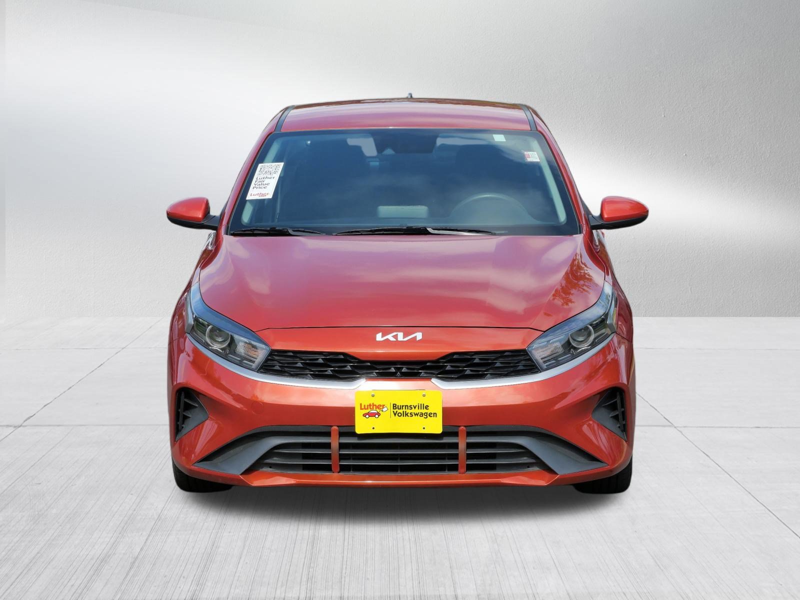 2023 Kia Forte LXS photo 2