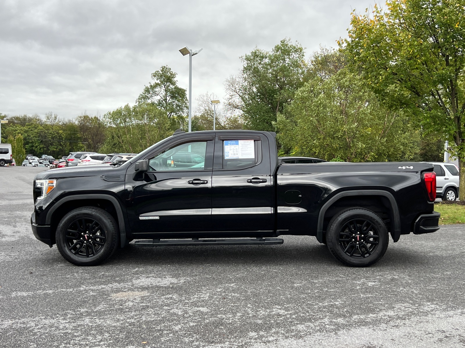 2022 Gmc Sierra 1500 Limited Elevation photo 3