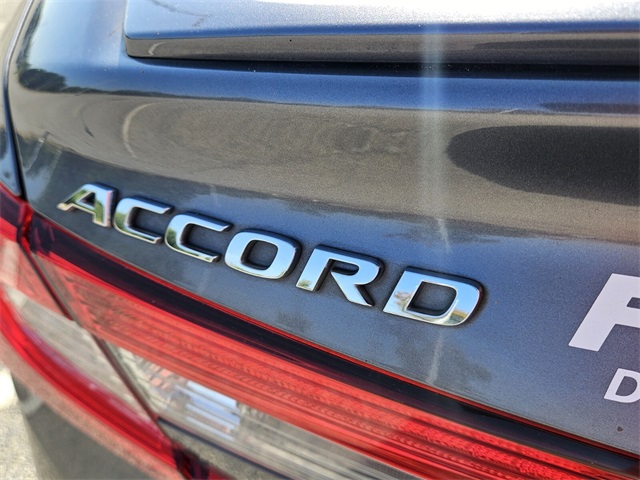 2018 Honda Accord Sport photo 12