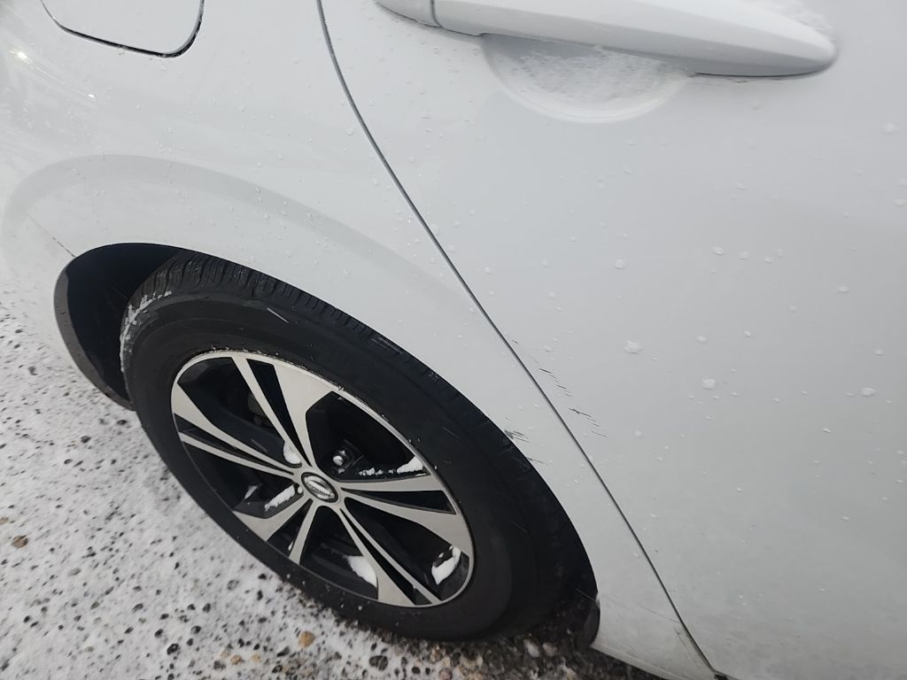 2022 Nissan Sentra SV photo 3