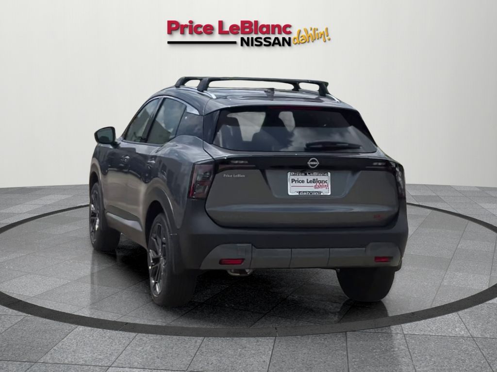 2025 Nissan Kicks SR photo 3