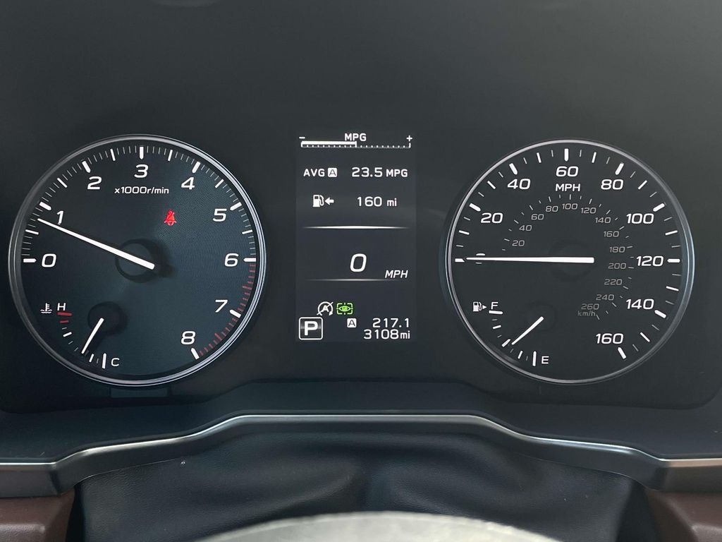 2025 Subaru Outback Touring XT photo 12
