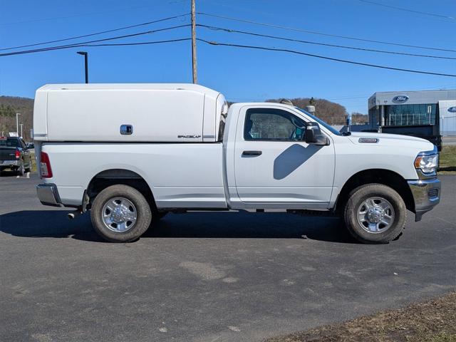 2023 Ram 2500 Tradesman photo 2