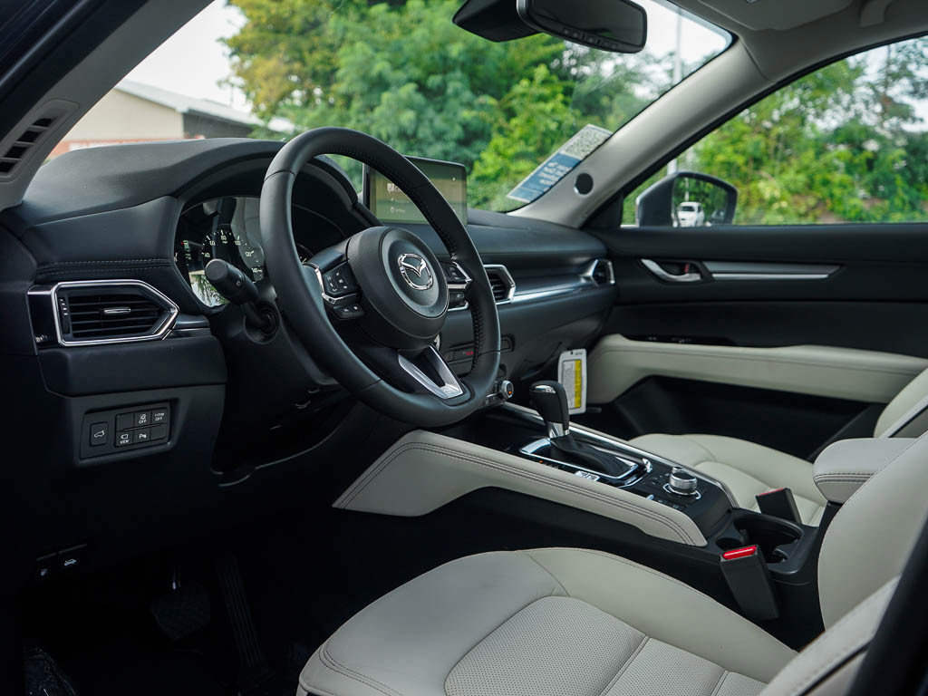 2025 Mazda CX-5 2.5 Premium Plus photo 16