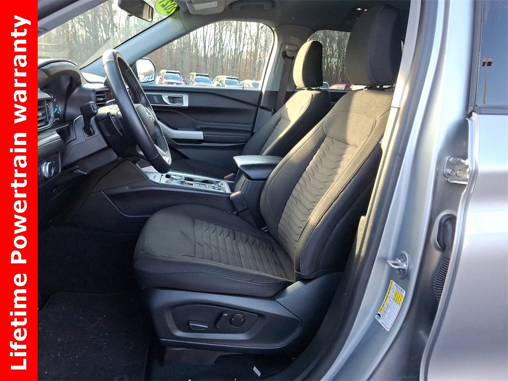 2021 Ford Explorer XLT photo 8