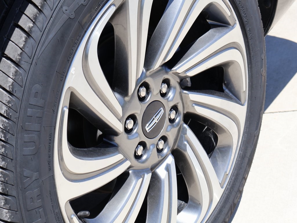 2024 Lincoln Navigator L Standard photo 40