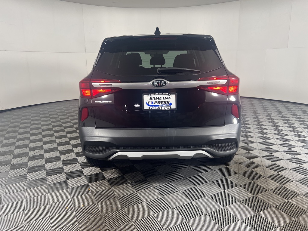 2021 Kia Seltos LX photo 2