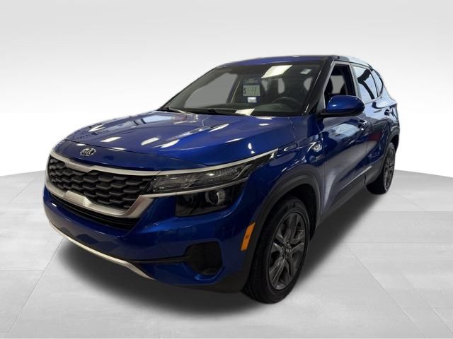 2021 Kia Seltos LX's photo