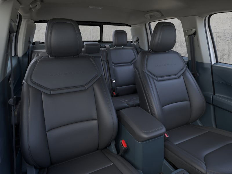 2025 Ford Maverick Lariat photo 2