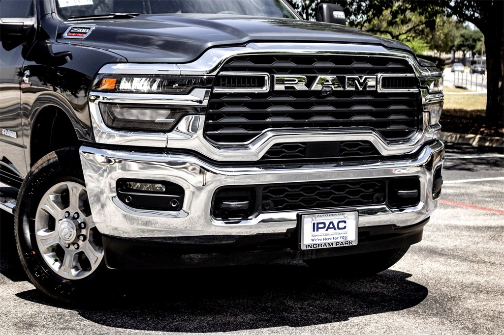 2025 Ram 2500 Big Horn photo 2