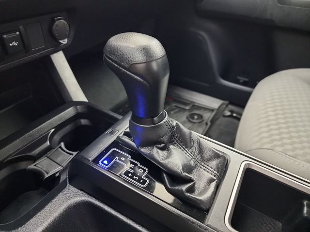 2021 Toyota Tacoma 4x4 Access Cab photo 25