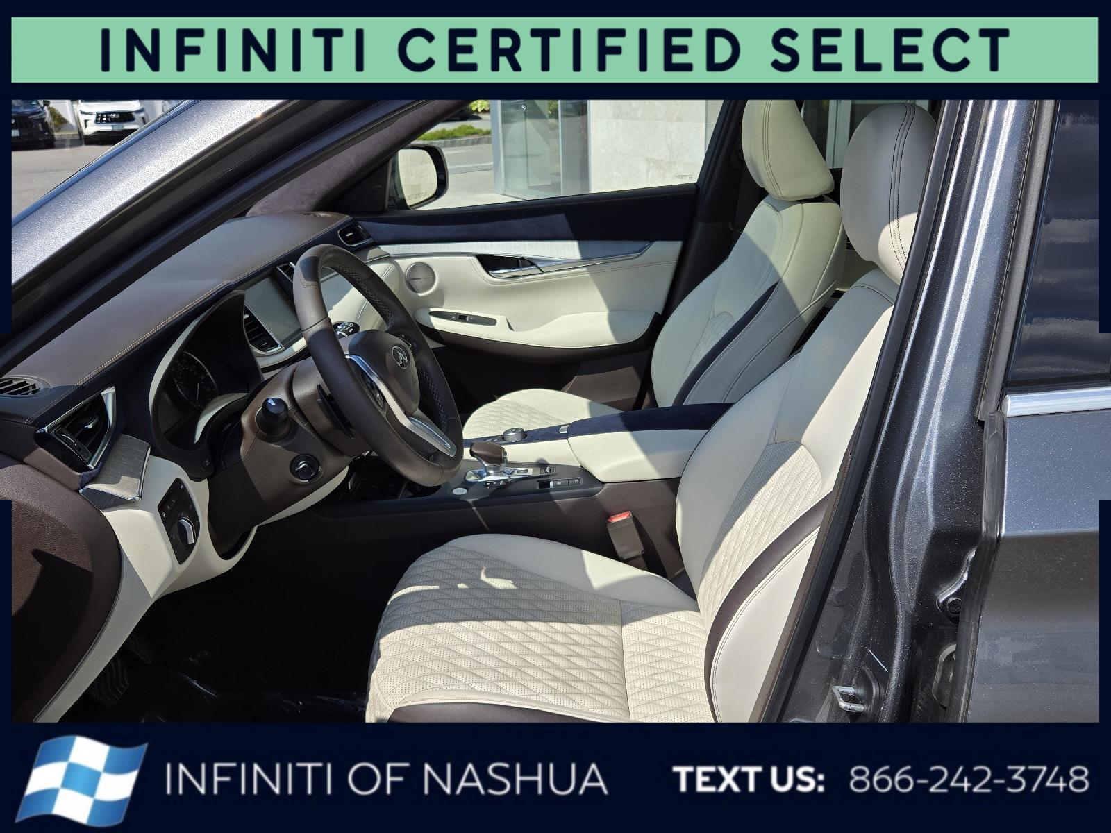 2019 Infiniti QX50 Essential photo 2
