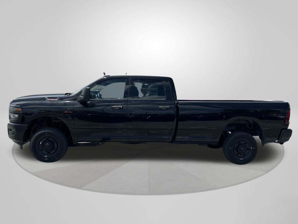 2025 Ram 2500 Tradesman photo 3