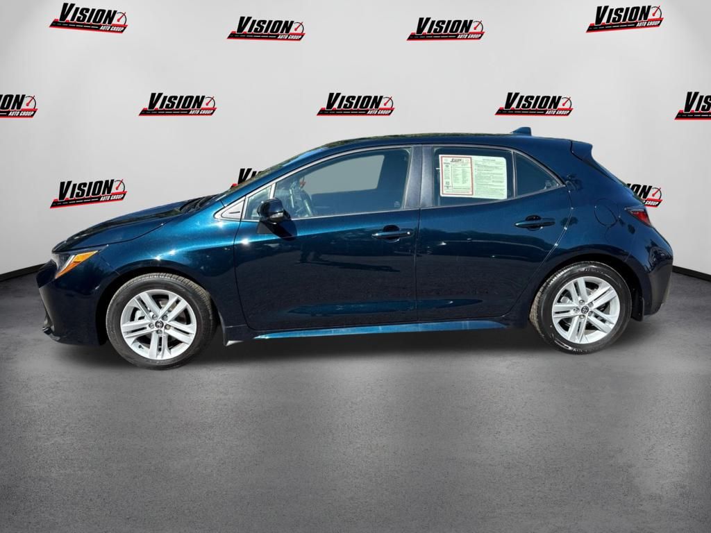 2022 Toyota Corolla SE photo 2