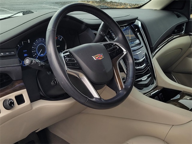 2018 Cadillac Escalade Luxury photo 28