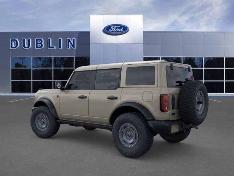 2025 Ford Bronco Badlands photo 4
