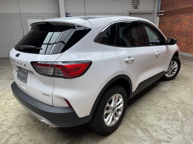 2022 Ford Escape SE photo 4