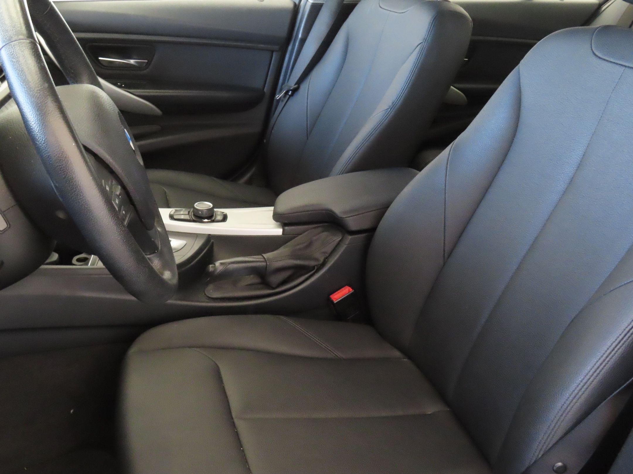 2018 Bmw 320i Sedan photo 10