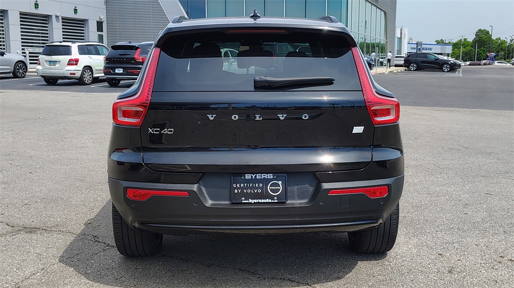 2023 Volvo XC40 Recharge Ultimate photo 34