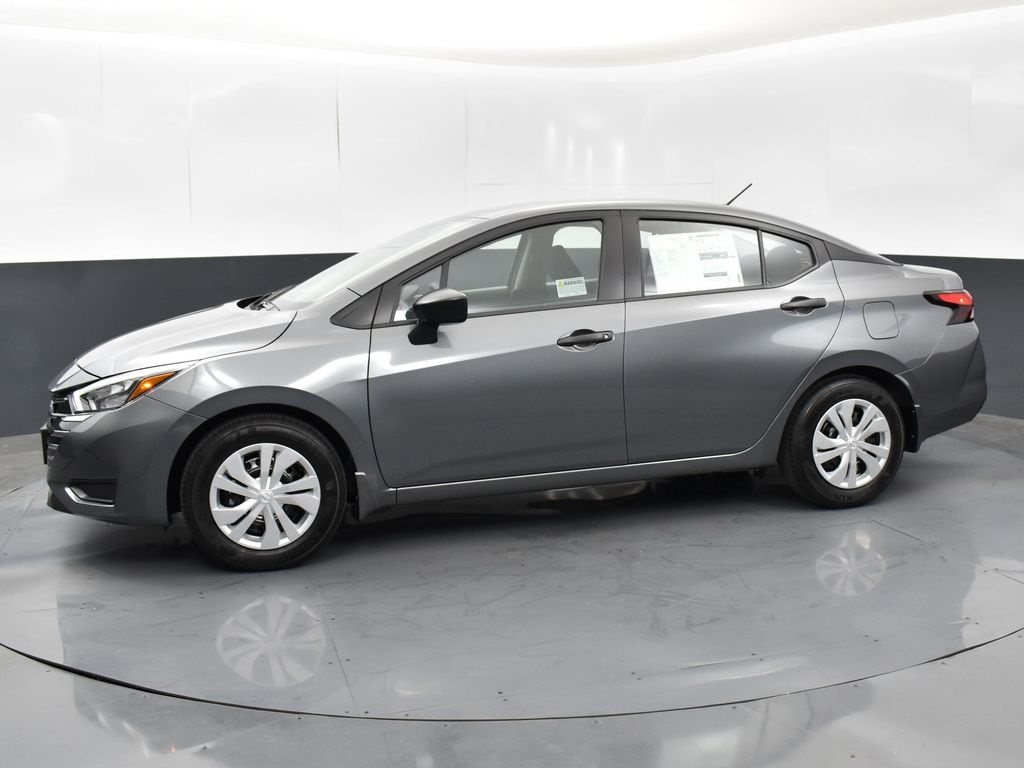 2025 Nissan Versa 1.6 S photo 3