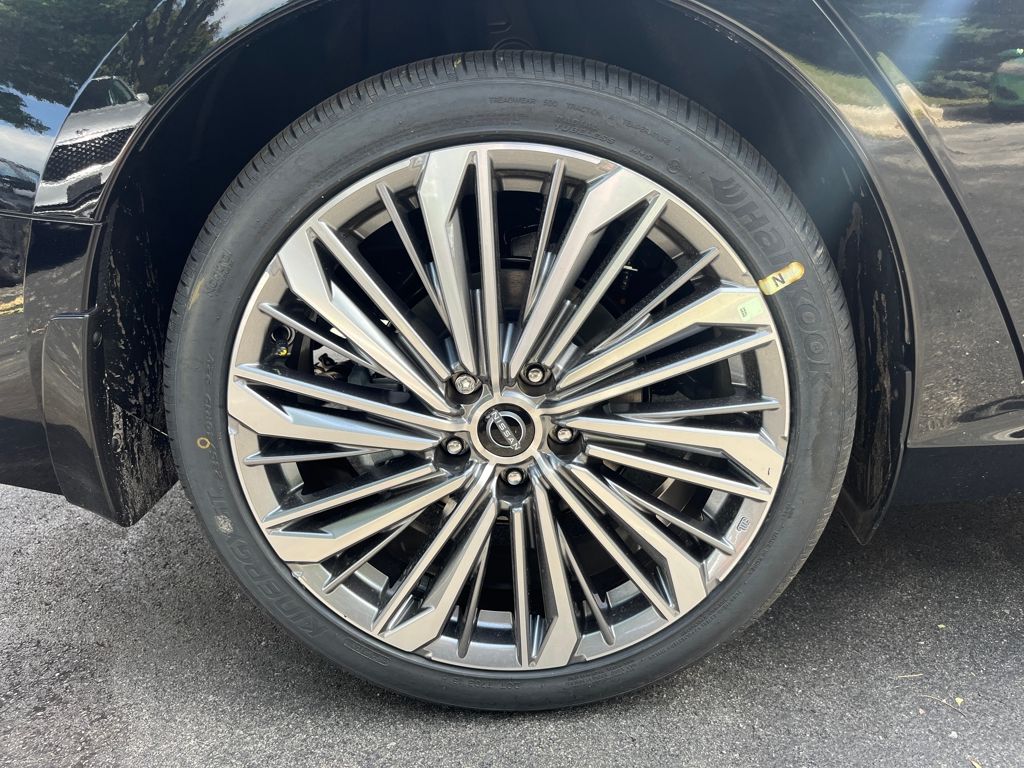 2025 Nissan Altima 2.5 SL photo 12