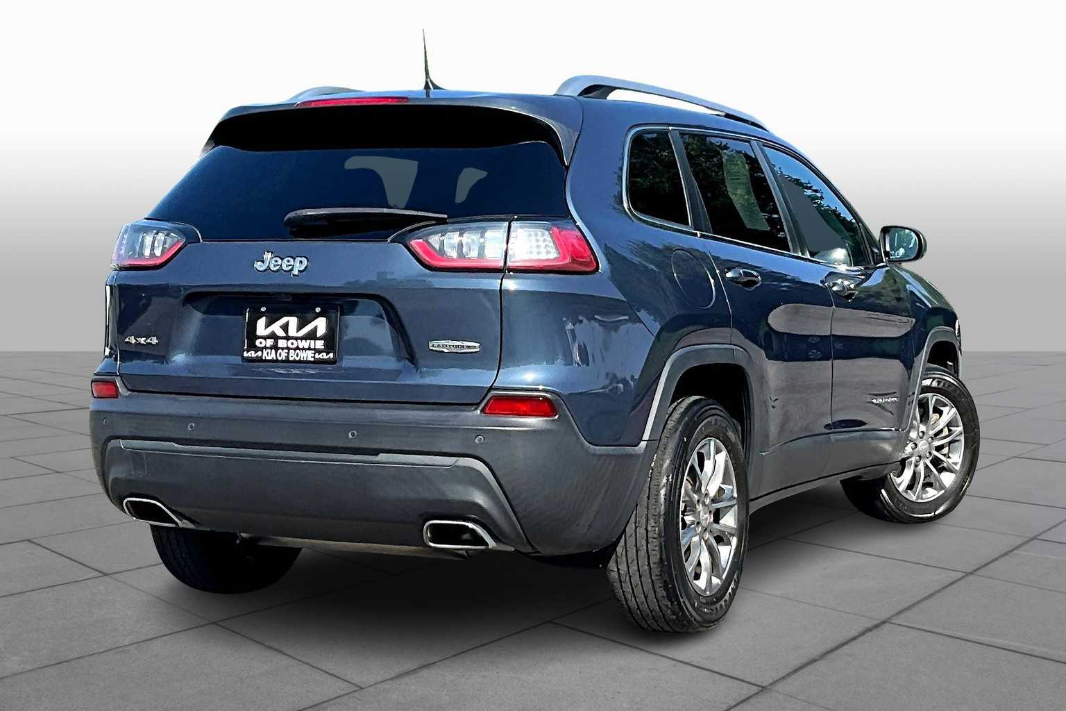 2021 Jeep Cherokee Latitude Lux photo 11