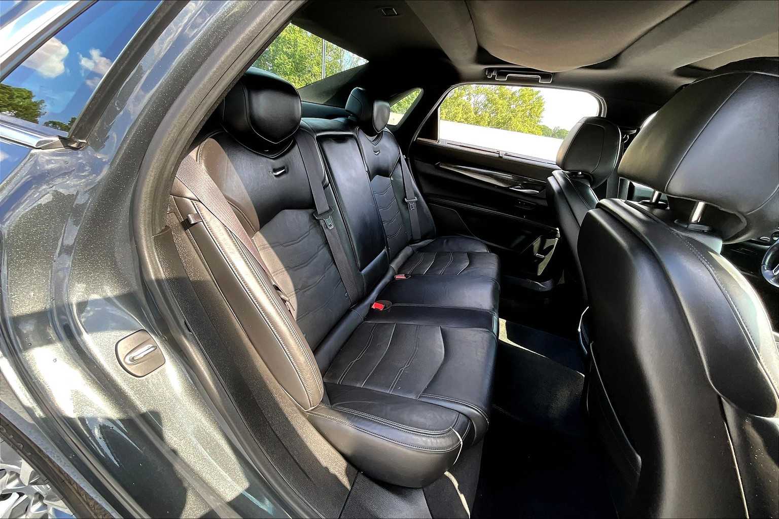 2017 Cadillac CT6 Luxury photo 16