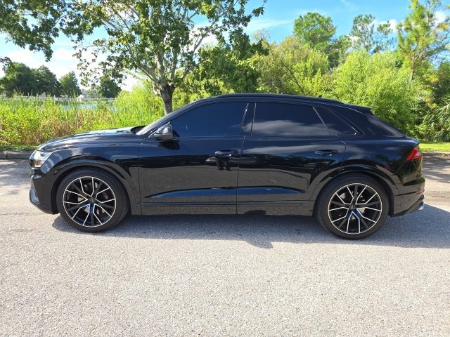 2022 Audi SQ8 Prestige photo 2